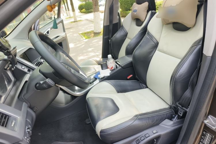 Used Volvo XC60 2014 T5 Zhiya Edition Left Front Seat