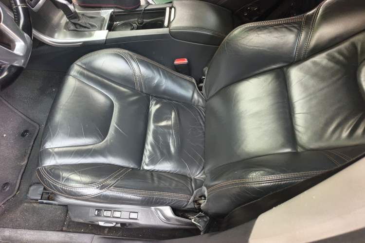 Used Volvo XC60 2014 T6 Zhiyi Edition Left Front Seat