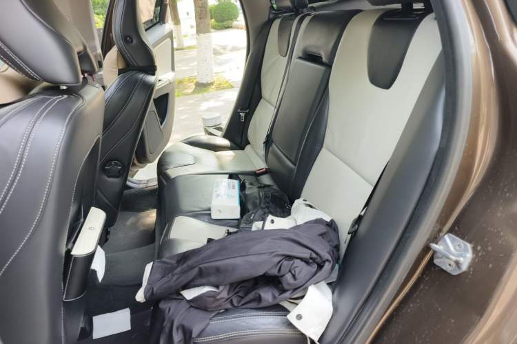 Used Volvo XC60 2014 T5 Zhiya Edition Left Rear Seat