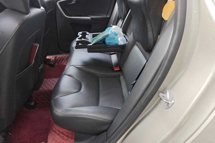Used Volvo XC60 2014 T5 Zhiyi Edition Left Rear Seat