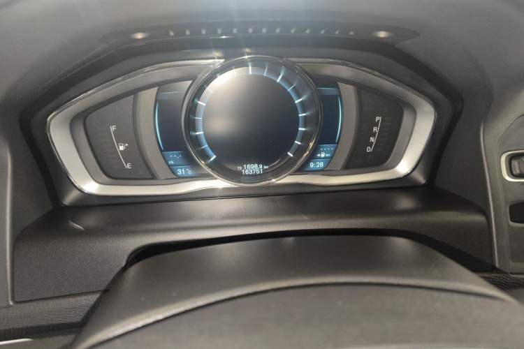 Used Volvo XC60 2014 T6 Zhiyi Edition Odometer Close Up