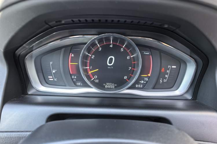 Used Volvo XC60 2014 T6 Zhiyi Edition Odometer Close Up