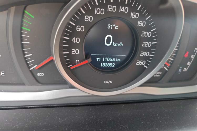 Used Volvo XC60 2014 T5 Zhiyi Edition Odometer Close Up