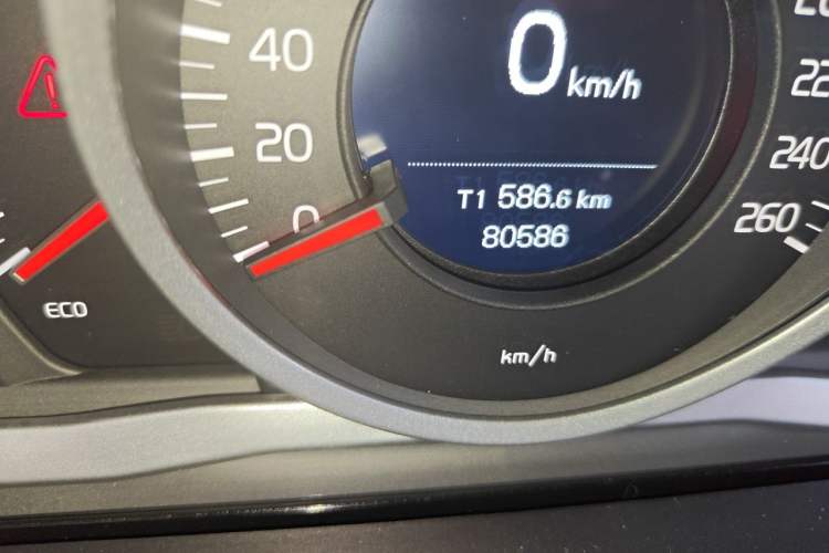 Used Volvo XC60 2014 T5 Zhiyi Edition Odometer Close Up