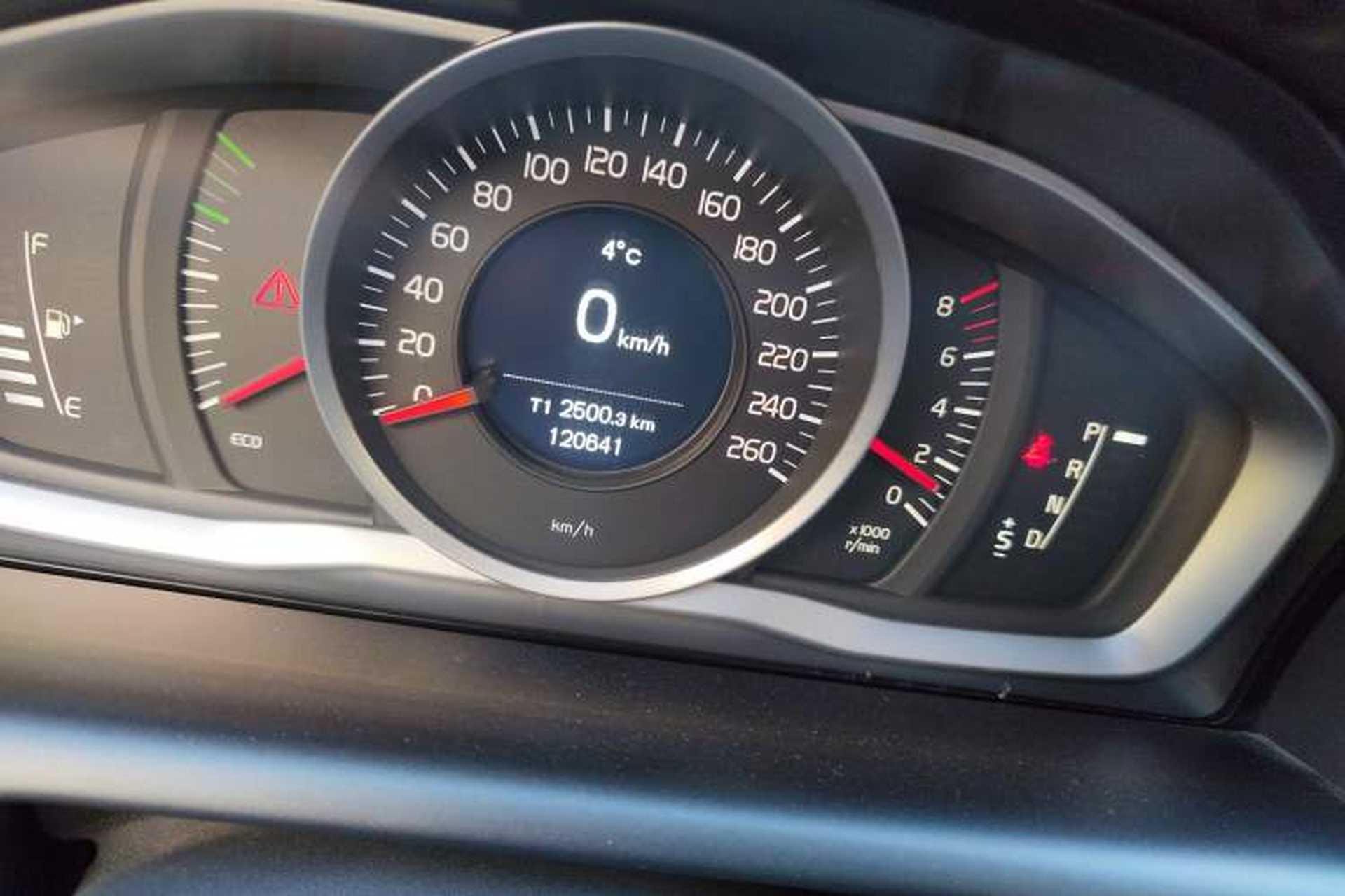 Used Volvo XC60 2014 T5 Zhiyi Edition Odometer Close Up