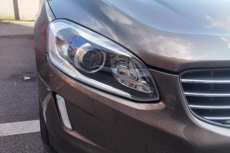 Used Volvo XC60 2014 Facelift T5 Zhiyi Edition Right Front Headlight