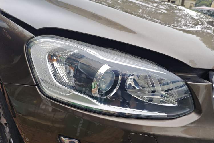 Used Volvo XC60 2014 T5 Zhiyi Edition Right Front Headlight