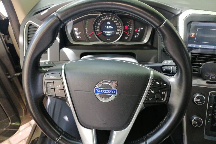 Used Volvo XC60 2014 T5 Zhiyi Edition Steering Wheel