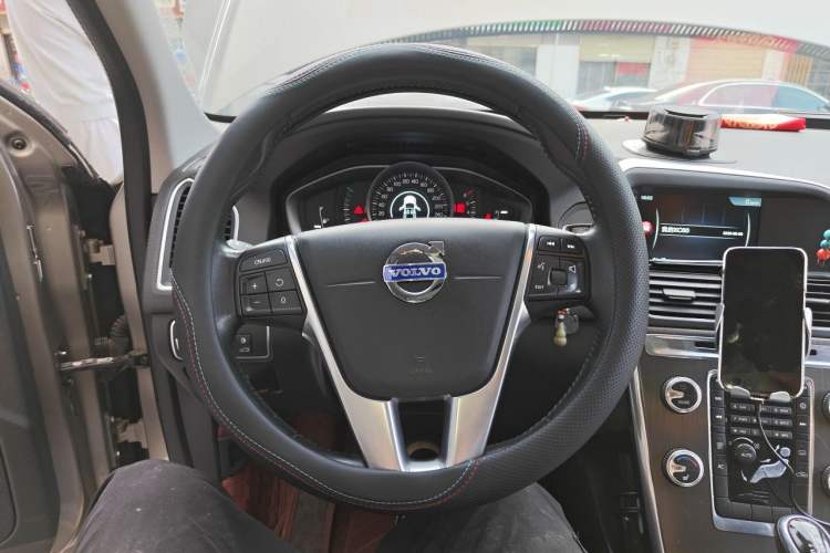 Used Volvo XC60 2014 T5 Zhiyi Edition Steering Wheel