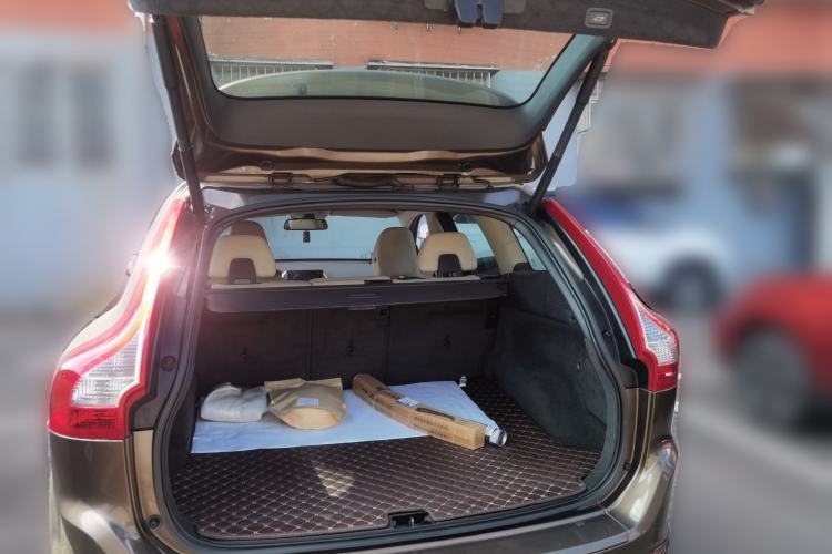 Used Volvo XC60 2014 Facelift T5 Zhiyi Edition Trunk