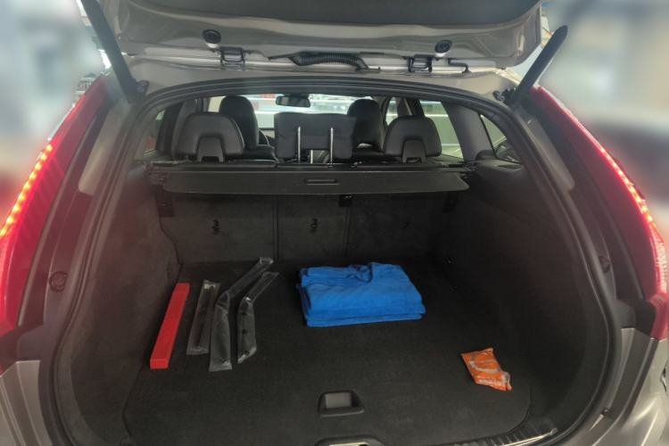 Used Volvo XC60 2014 T6 Zhiyi Edition Trunk