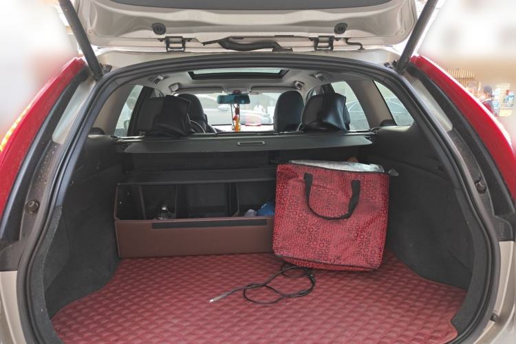 Used Volvo XC60 2014 T5 Zhiyi Edition Trunk