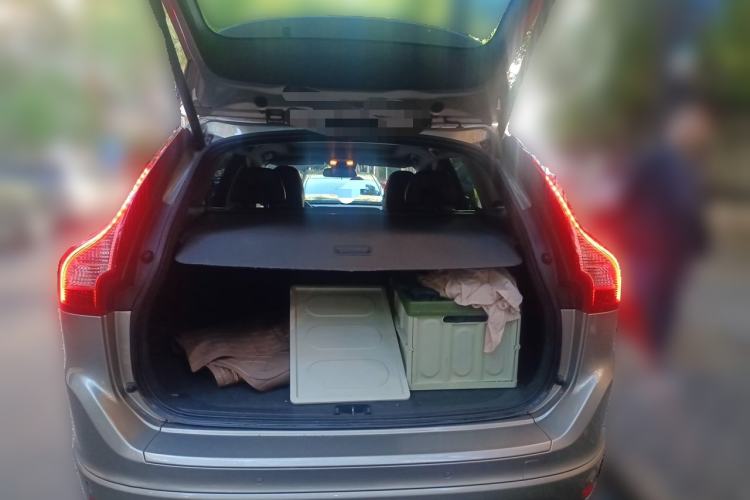 Used Volvo XC60 2014 T5 Zhiyi Edition Trunk