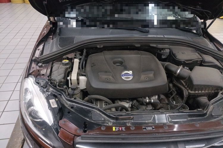 Used Volvo XC60 2014 Restyled T5 Zhiya Edition Engine Bay Right