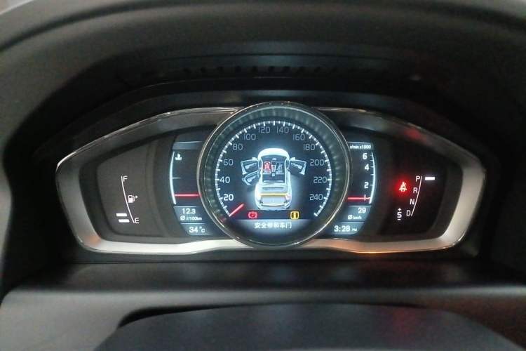 Used Volvo XC60 2014 Restyled T5 Zhiya Edition Instrument Cluster
