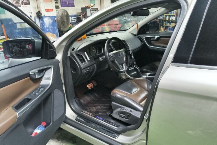 Used Volvo XC60 2014 T5 Zhiya Edition Driver Seat