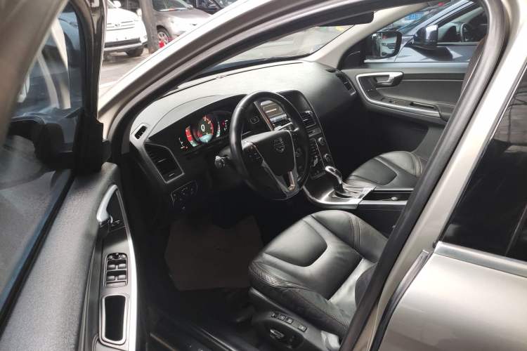 Used Volvo XC60 2014 T5 Zhiya Edition Driver Seat