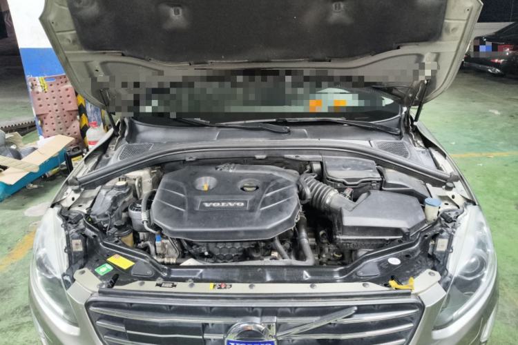 Used Volvo XC60 2014 T5 Zhiya Edition Engine Bay