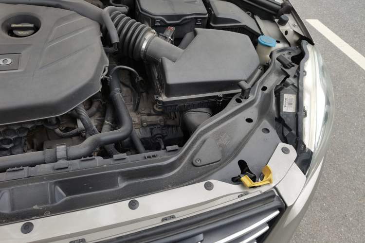 Used Volvo XC60 2014 T5 Zhiyi Edition Engine Bay Left