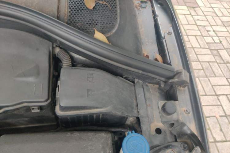 Used Volvo XC60 2014 Restyled T5 Zhiya Edition Engine Bay Left