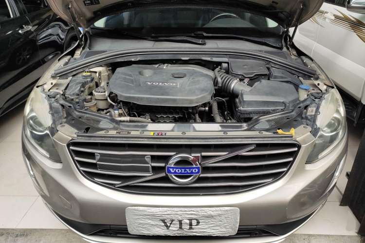 Used Volvo XC60 2014 T5 Zhiya Edition Engine Bay