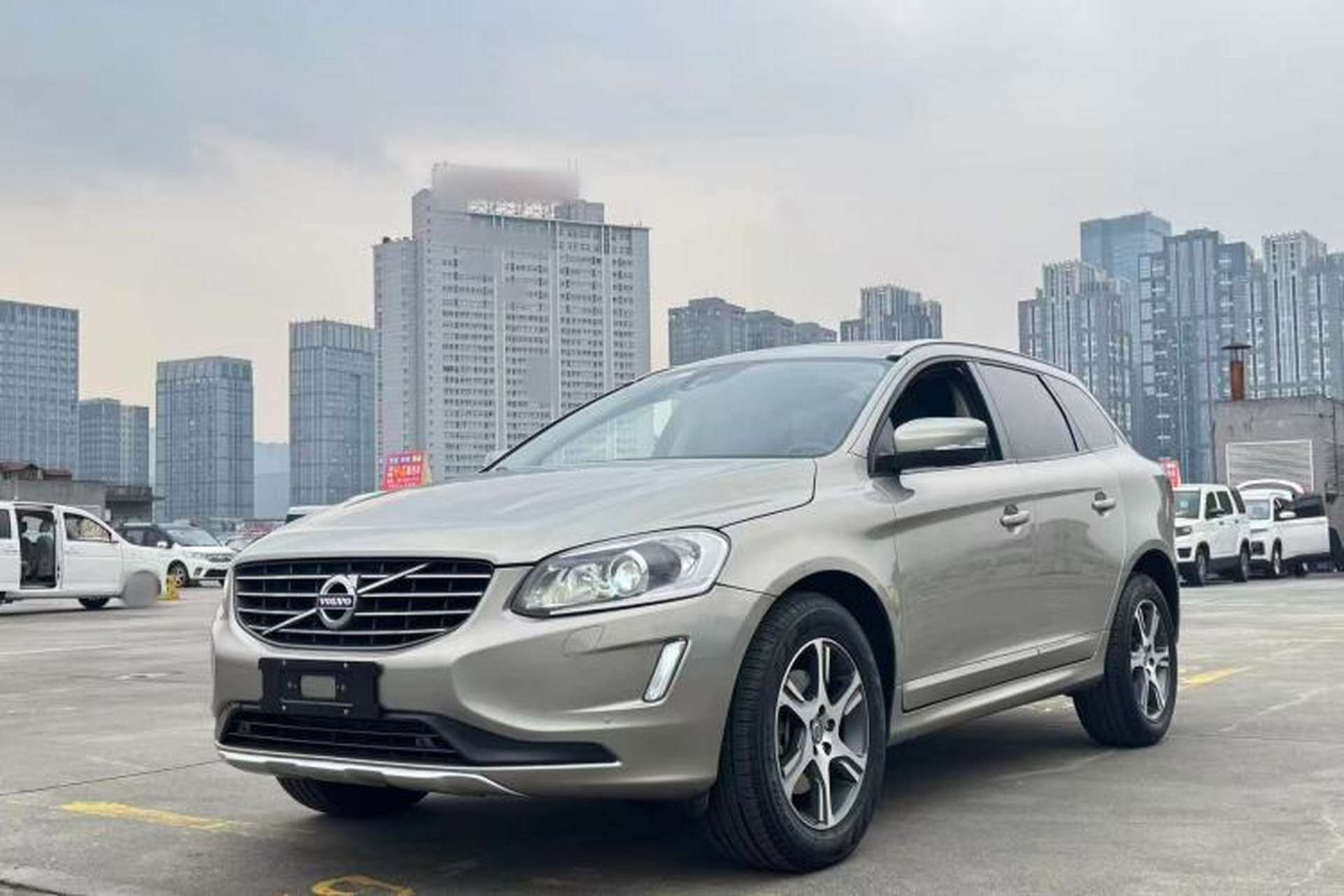 Used Volvo XC60 2014 T5 Zhiyi Edition Front Left 45 Deg