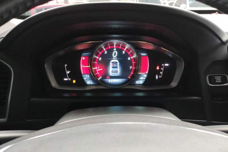 Used Volvo XC60 2014 T5 Zhiya Edition Instrument Cluster