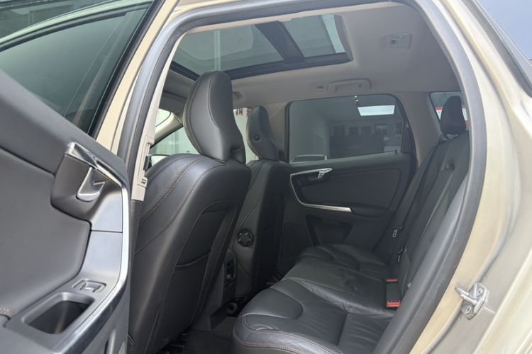 Used Volvo XC60 2014 T5 Zhiya Edition Interior 1