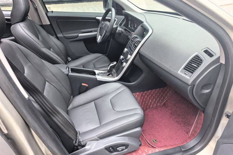 Used Volvo XC60 2014 T5 Zhiyi Edition Interior 6