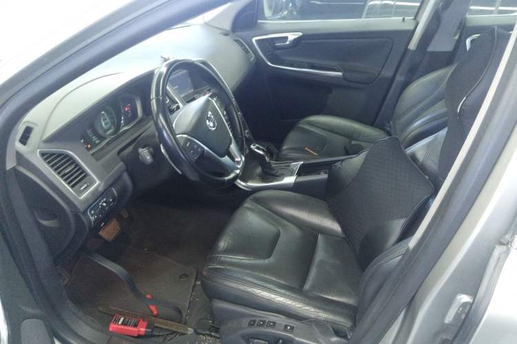 Used Volvo XC60 2014 T6 Smart Edition Left Front Seat