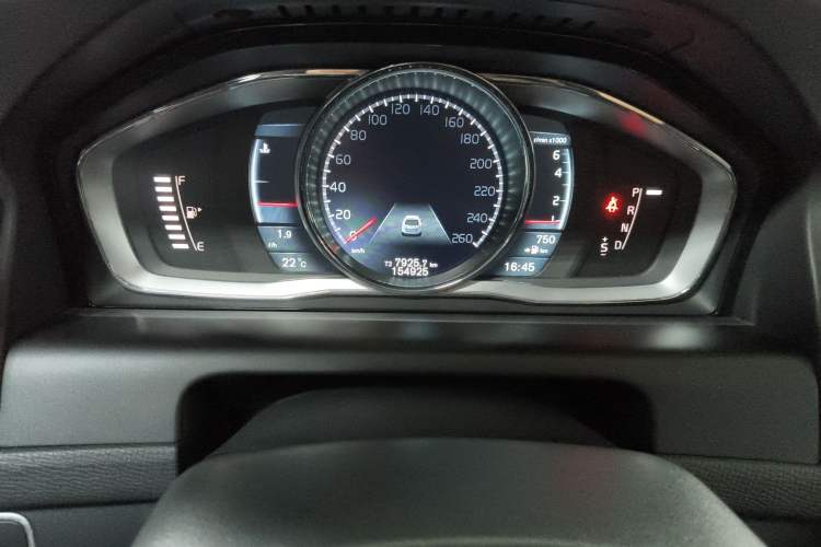 Used Volvo XC60 2014 T5 Zhiya Edition Odometer Close Up