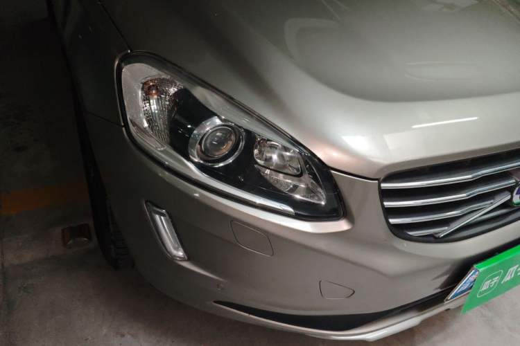 Used Volvo XC60 2014 Facelift T5 Zhiyi Edition Right Front Headlight