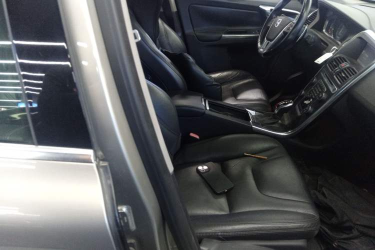 Used Volvo XC60 2014 T6 Smart Edition Right Front Seat