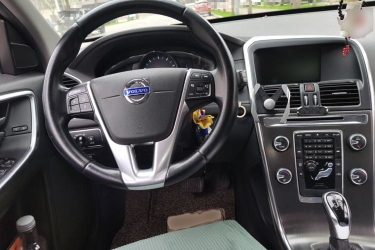 Used Volvo XC60 2014 T5 Zhiyi Edition Steering Wheel
