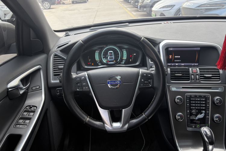 Used Volvo XC60 2014 T5 Zhiya Edition Steering Wheel