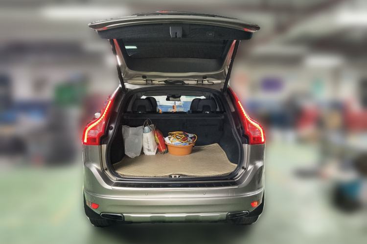 Used Volvo XC60 2014 T5 Zhiya Edition Trunk