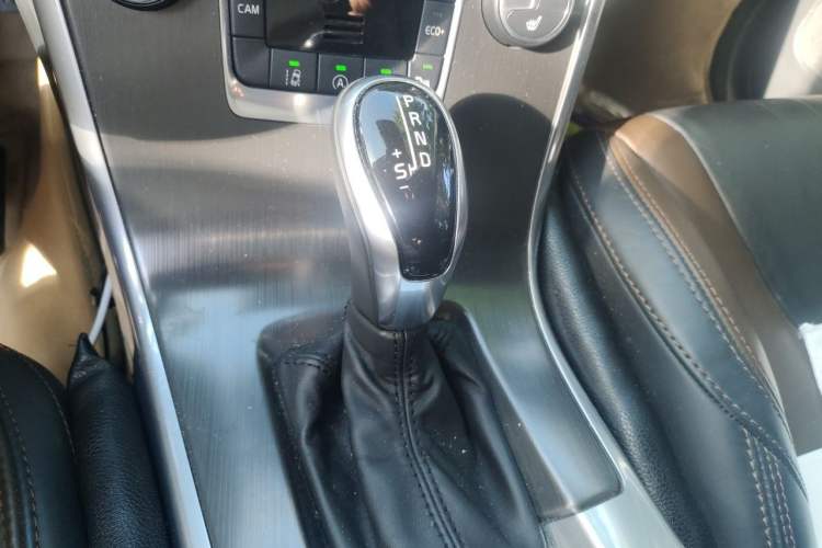 Used Volvo XC60 2014 Restyled T5 Zhiya Edition Gear Lever