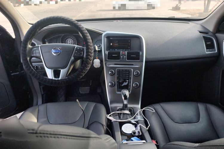 Used Volvo XC60 2014 Facelift T5 Zhiyi Edition Center Console