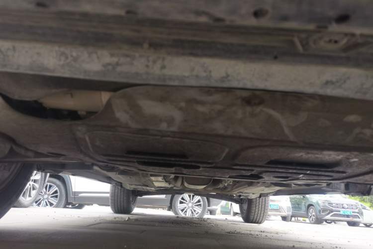 Used Volvo XC60 2014 T5 Zhiyi Edition Chassis Front
