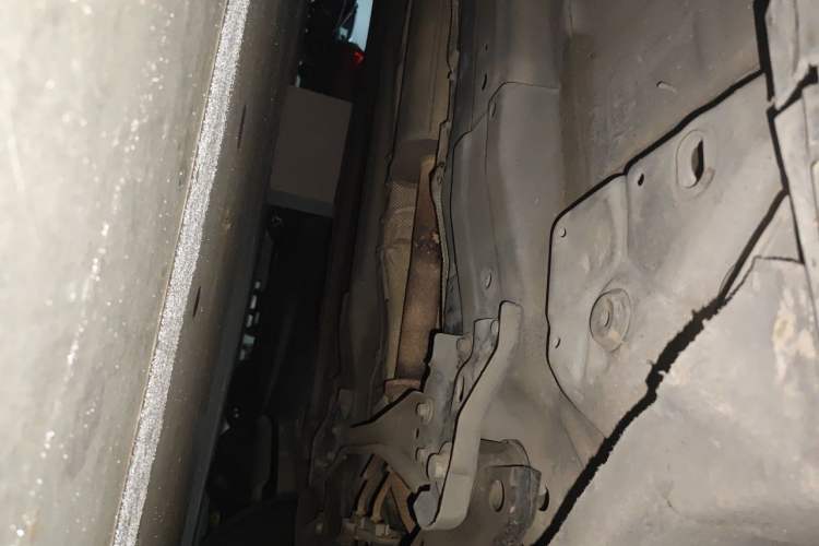 Used Volvo XC60 2014 T5 Zhiyi Edition Chassis Front Right