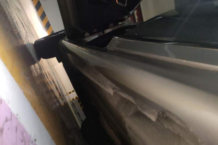 Used Volvo XC60 2014 T5 Zhiya Edition Chassis Rear Left