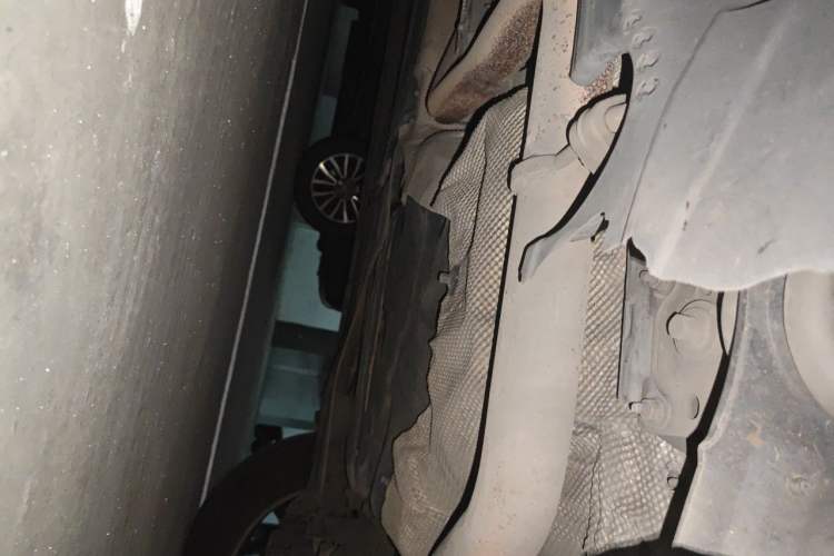 Used Volvo XC60 2014 T5 Zhiyi Edition Chassis Rear Left