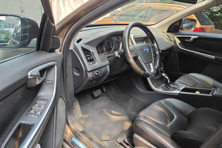 Used Volvo XC60 2014 Facelift T5 Zhiyi Edition Driver Seat