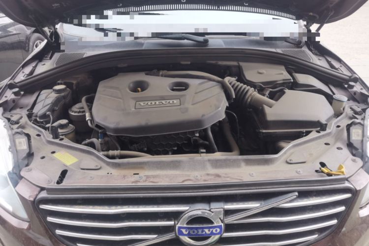 Used Volvo XC60 2014 T5 Zhiyi Edition Engine Bay