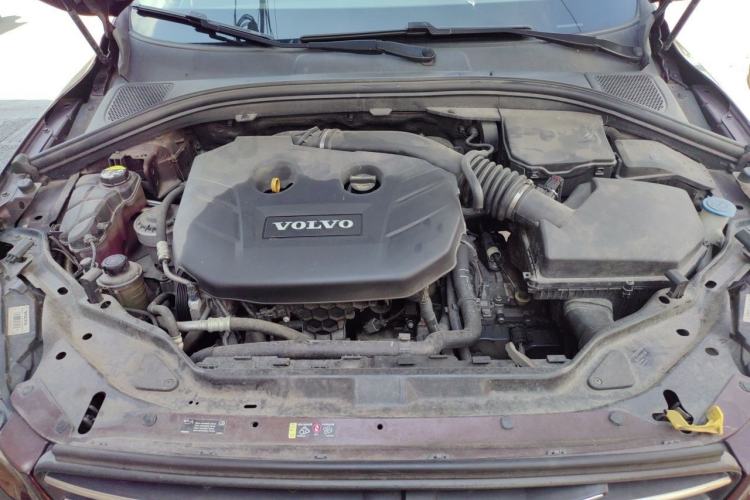 Used Volvo XC60 2014 T5 Zhiyi Edition Engine Bay