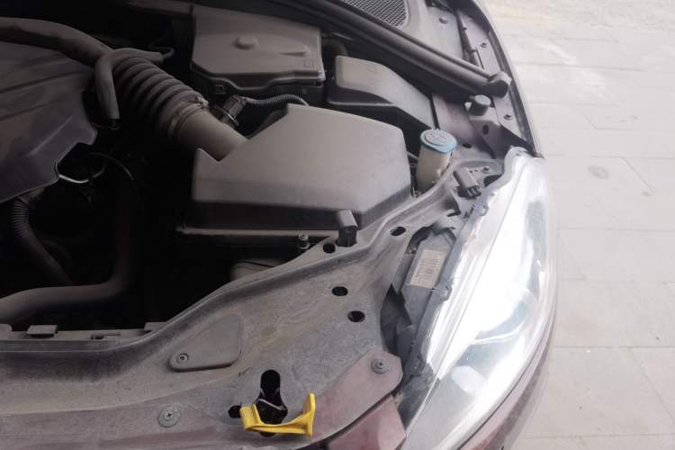 Used Volvo XC60 2014 T5 Zhiyi Edition Engine Bay Left