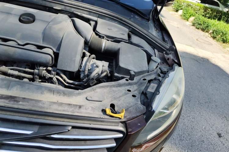 Used Volvo XC60 2014 T6 Zhiyi Edition Engine Bay Left