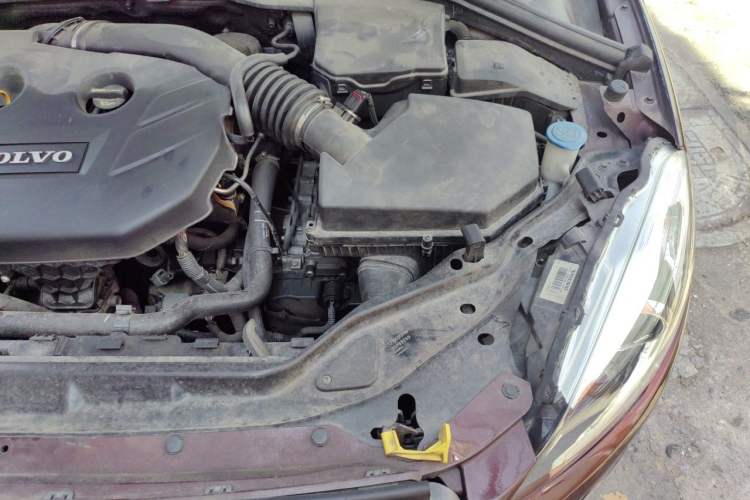 Used Volvo XC60 2014 T5 Zhiyi Edition Engine Bay Left
