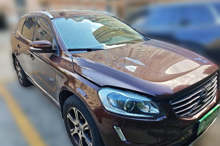 Used Volvo XC60 2014 T5 Zhiyi Edition Front Right 45 Deg