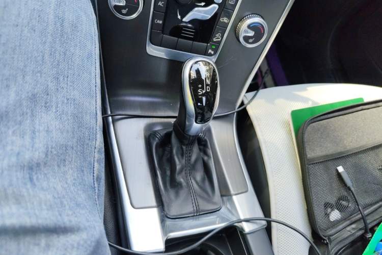 Used Volvo XC60 2014 T6 Zhiyi Edition Gear Lever